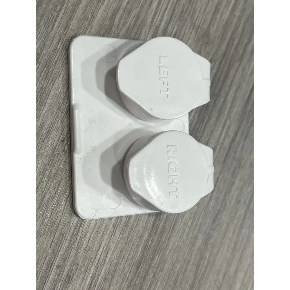 Etienne Aigner Contact Lense Carrying Case